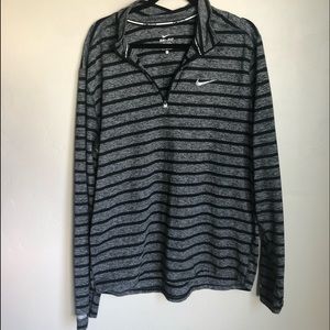 Nike Drifit half zip pullover